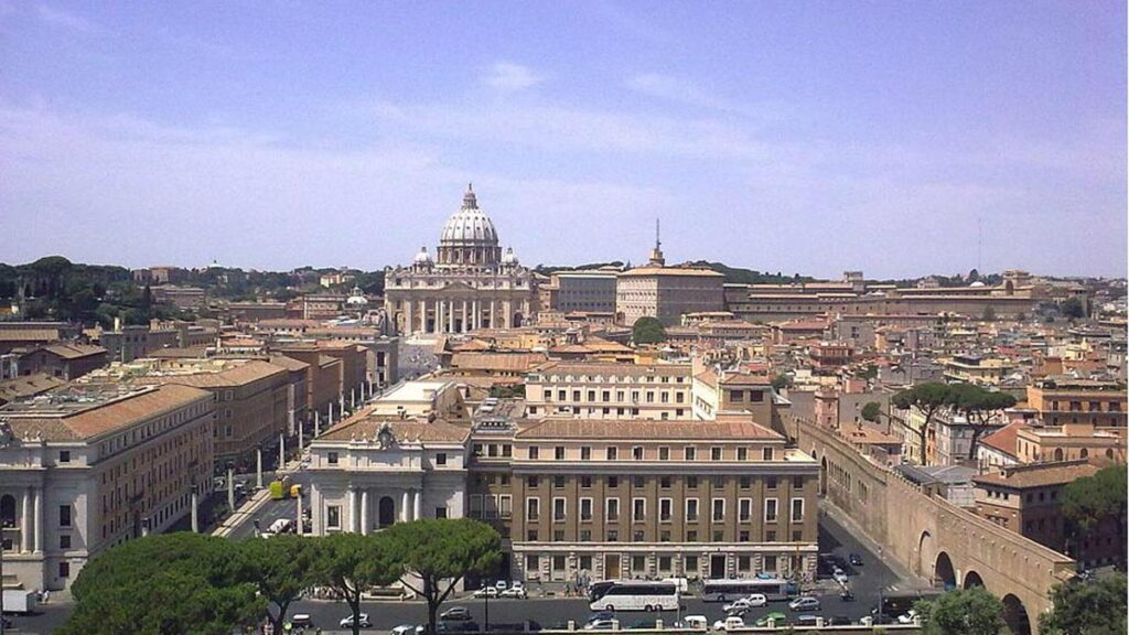 8 Rahasia Vatikan yang Jarang Diketahui Orang